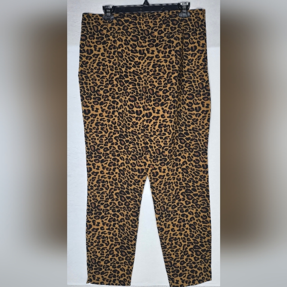 Time And Tru Women's Cheetah Elastic Waist Fitted Stretch Dress Pants Size 18